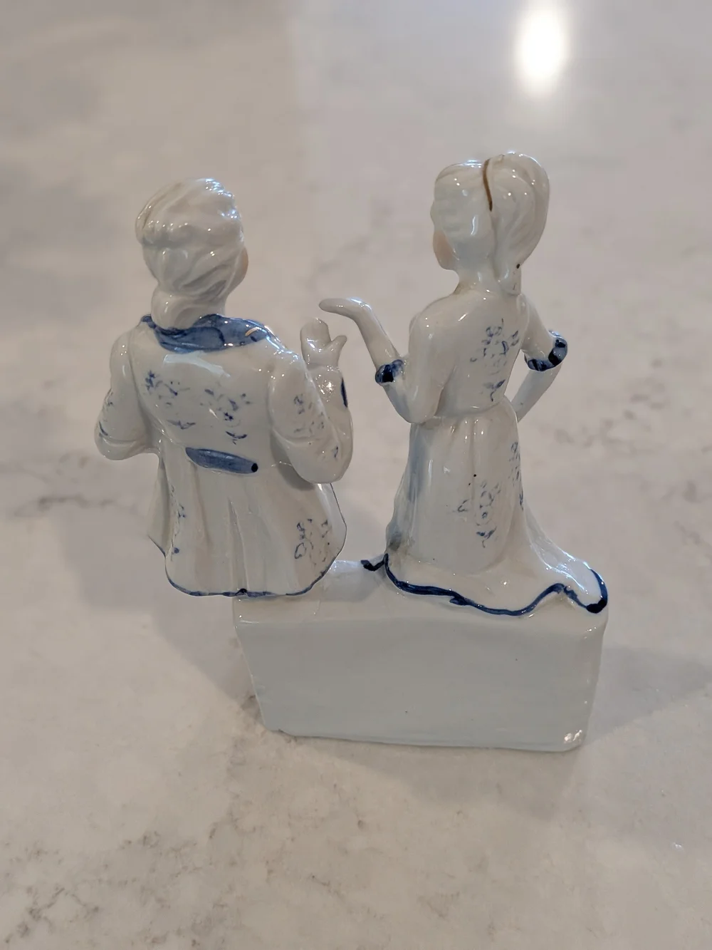 N/A porcelain figurine